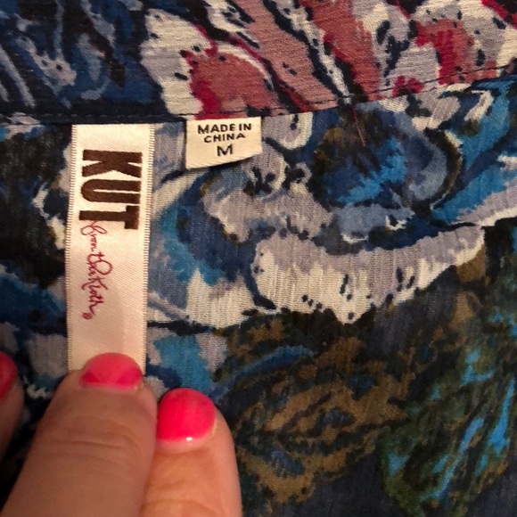 Kut from the Kloth Watercolor Floral Long Sleeve Top, Size M - Picture 5 of 8